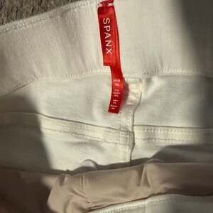 SPANX flare Pants Size M Petite White